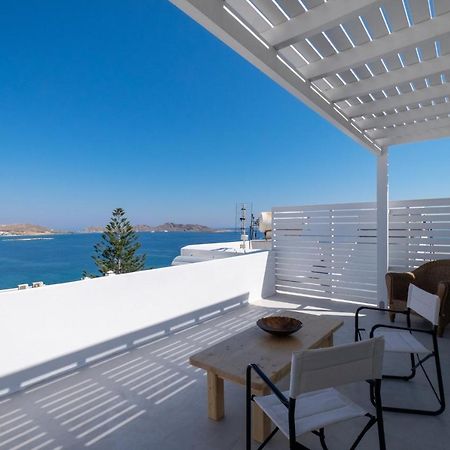 Lorenzo Studios And Suites Paros Naousa  Exterior photo